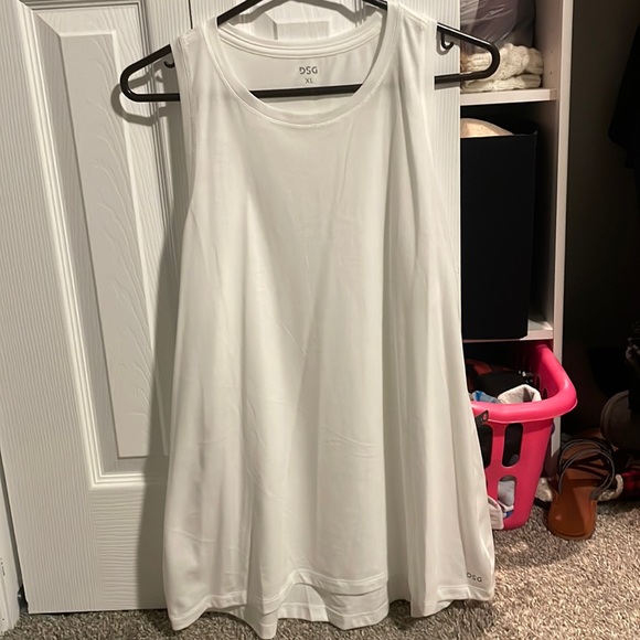 DSG Other - Activewear tank top